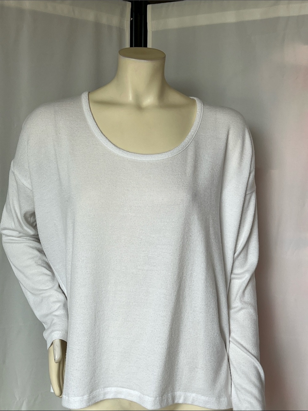 rag & bone White Scoop Neck Long Sleeve Top With Open Back